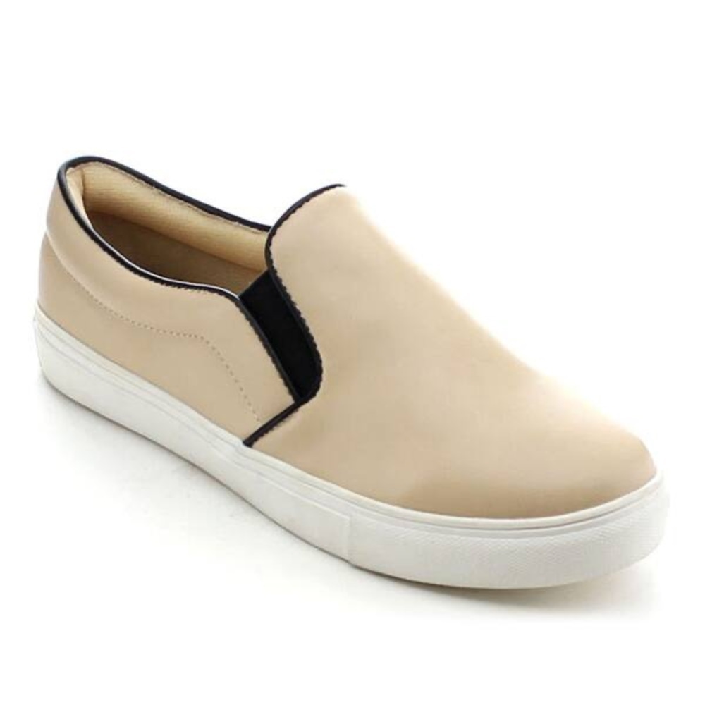 Jacobies Beverly Hills Vaness-2 Tan Slip-On Sneakers